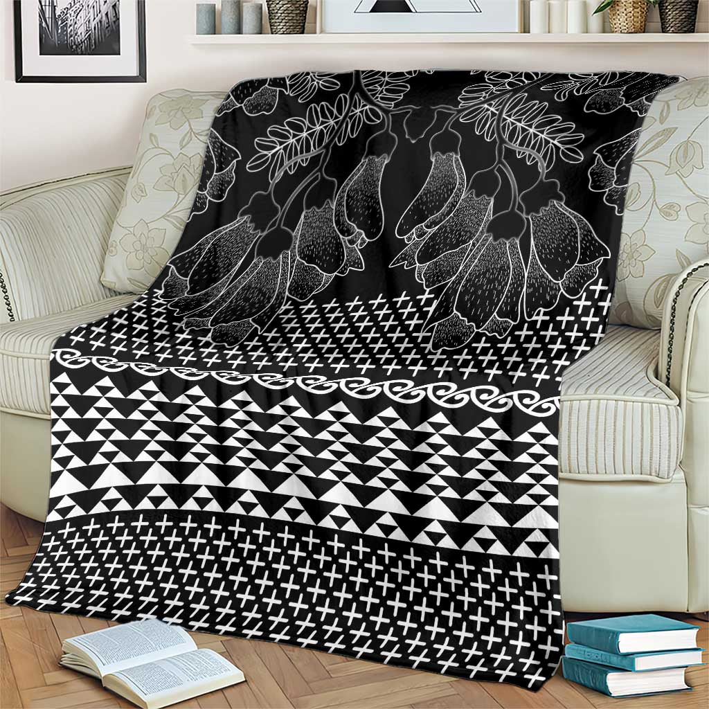 Black Taniko Kowhaiwhai Tukutuku Motif Blanket