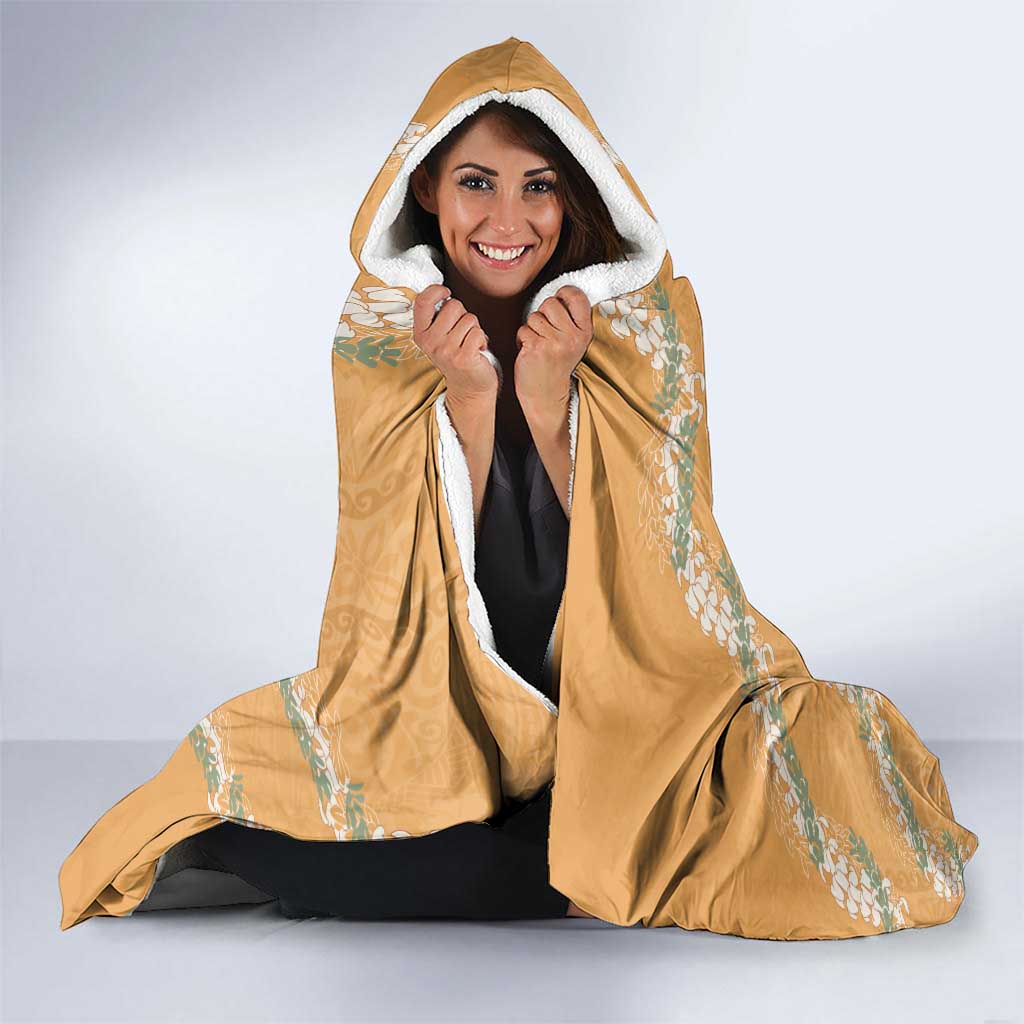 Aloha Pakalana and Puakenikeni Lei Hooded Blanket Gold Hawaiian Pattern