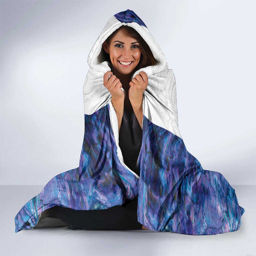 Custom New Zealand Aotearoa Hooded Blanket Purple Maori Paua Shell Indigenous - Polynesian Pride