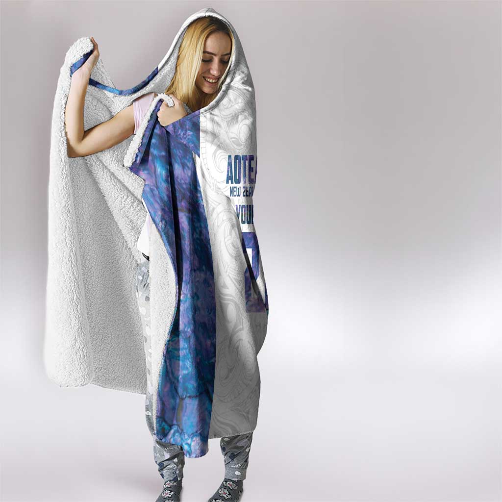 Custom New Zealand Aotearoa Hooded Blanket Purple Maori Paua Shell Indigenous - Polynesian Pride