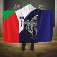 Personalised PNG Bougainville Hooded Blanket Bird of Paradise Tattoo Flag Motif - Polynesian Pride