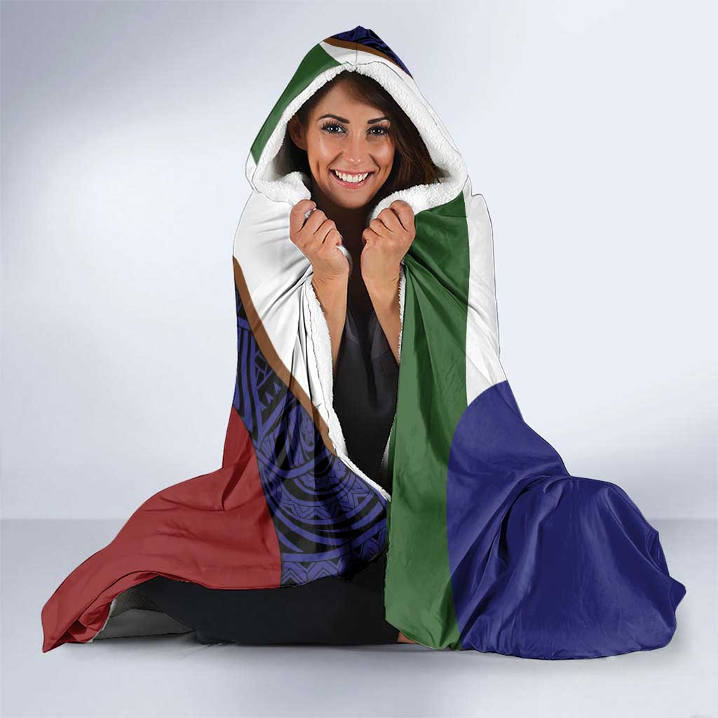 Personalised PNG Milne Bay Province Hooded Blanket Bird of Paradise Tattoo Flag Motif - Polynesian Pride