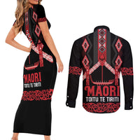 Toitu Te Tiriti Waitangi Couples Matching Short Sleeve Bodycon Dress and Long Sleeve Button Shirt Black Wharenui House - Polynesian Pride