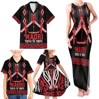 Toitu Te Tiriti Waitangi Family Matching Tank Maxi Dress and Hawaiian Shirt Black Wharenui House - Polynesian Pride