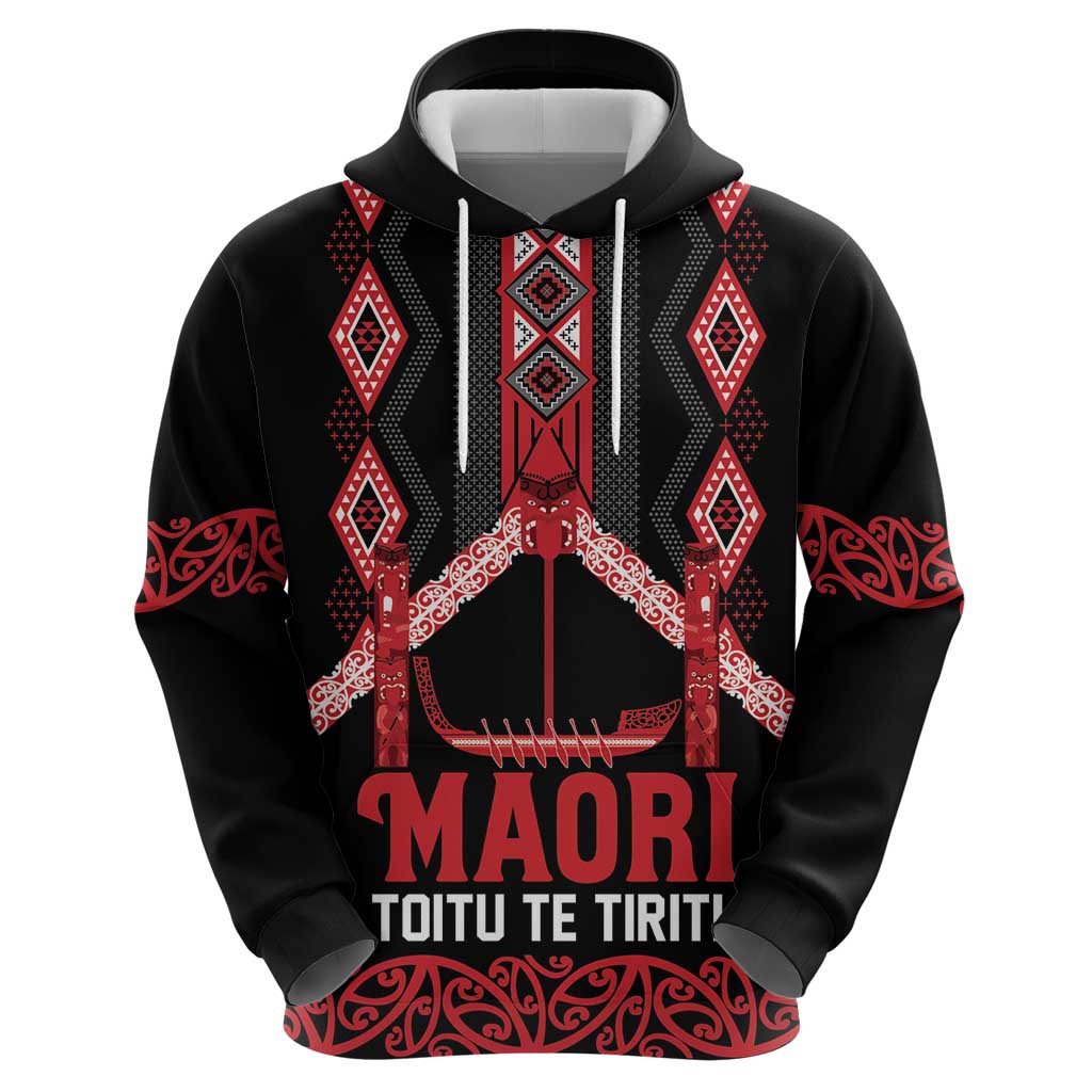 Toitu Te Tiriti Waitangi Hoodie Black Wharenui House - Polynesian Pride