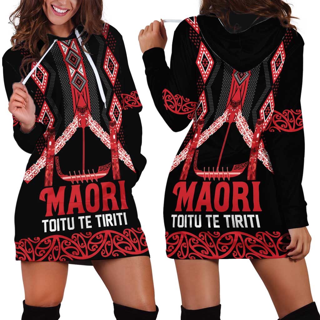 Toitu Te Tiriti Waitangi Hoodie Dress Black Wharenui House - Polynesian Pride