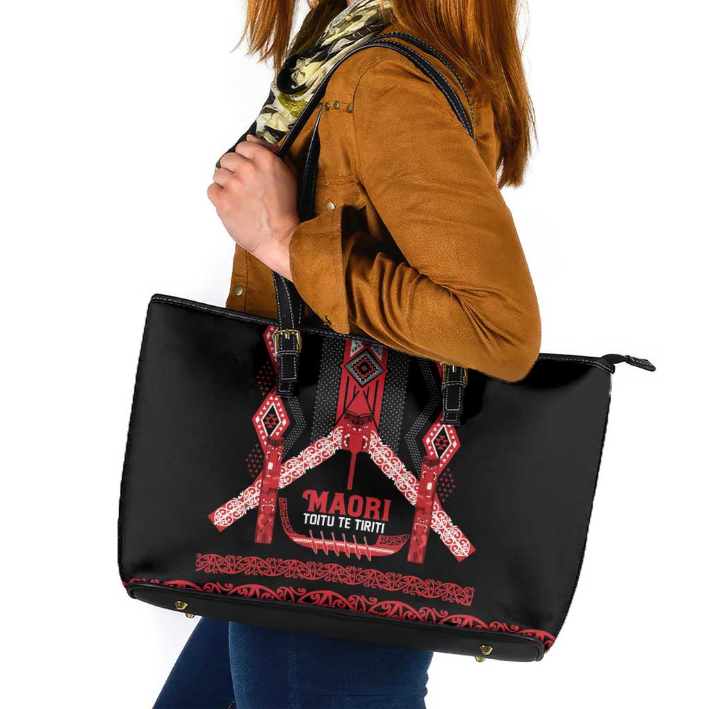 Toitu Te Tiriti Waitangi Leather Tote Bag Black Wharenui House LT9 Black - Polynesian Pride