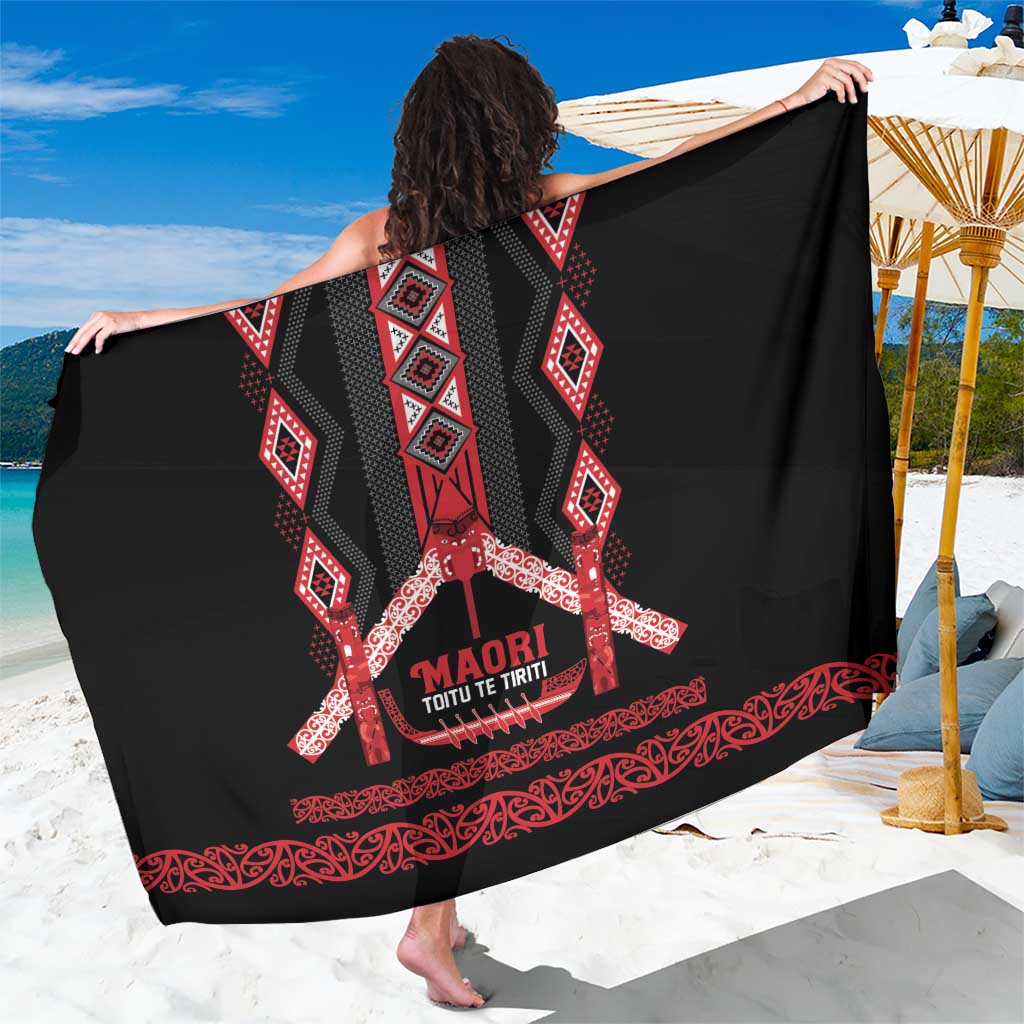 Toitu Te Tiriti Waitangi Sarong Black Wharenui House - Polynesian Pride
