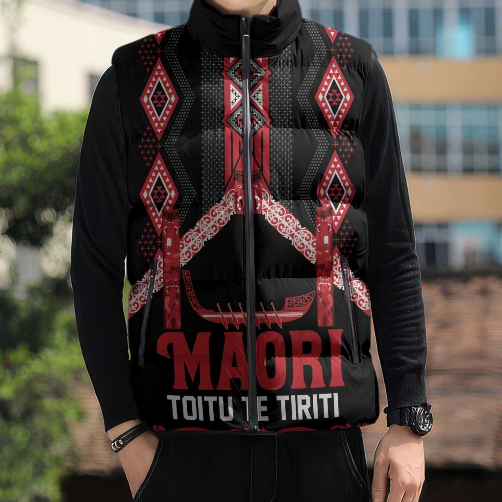 Toitu Te Tiriti Waitangi Sleeveless Puffer Jacket Black Wharenui House - Polynesian Pride
