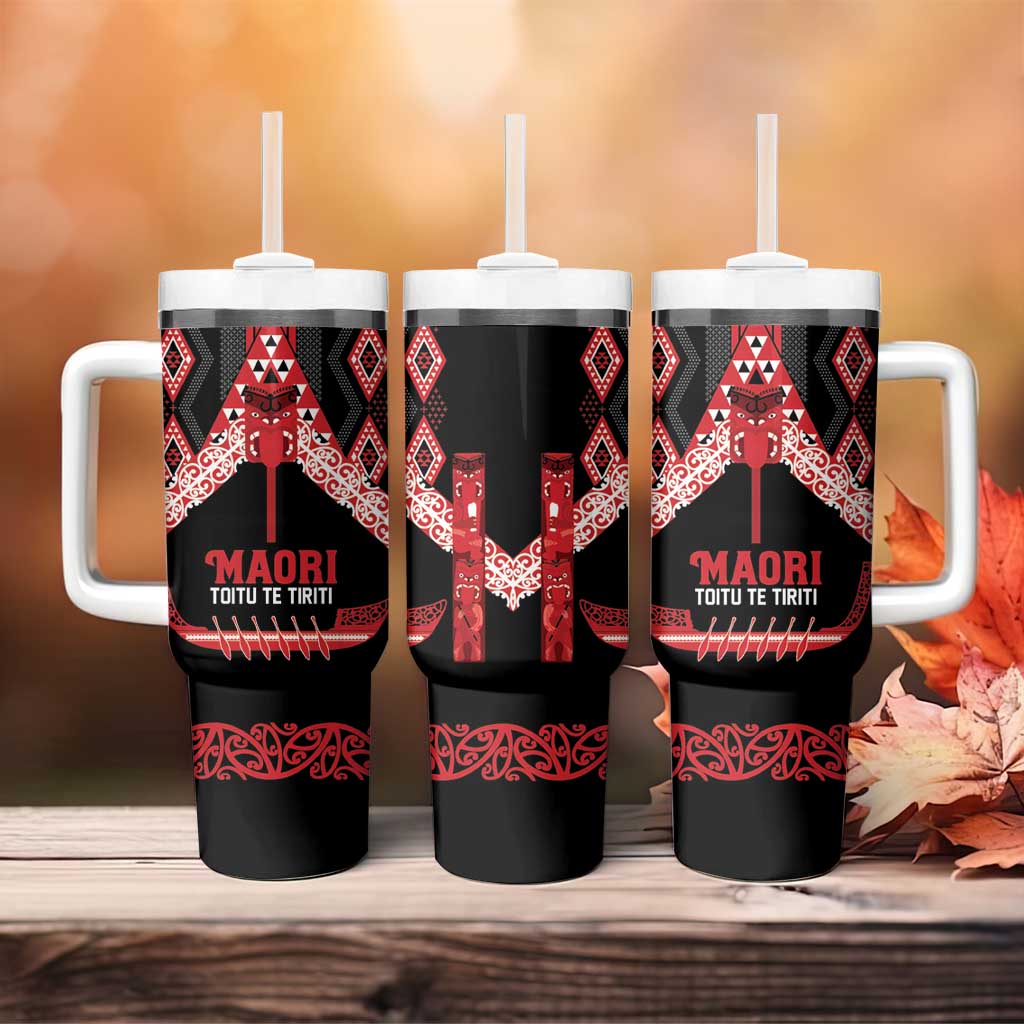 Toitu Te Tiriti Waitangi Tumbler With Handle Black Wharenui House - Polynesian Pride