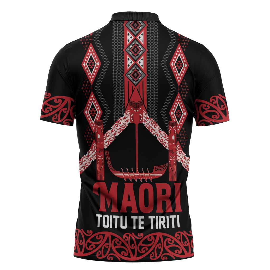 Toitu Te Tiriti Waitangi Zipper Polo Shirt Black Wharenui House - Polynesian Pride