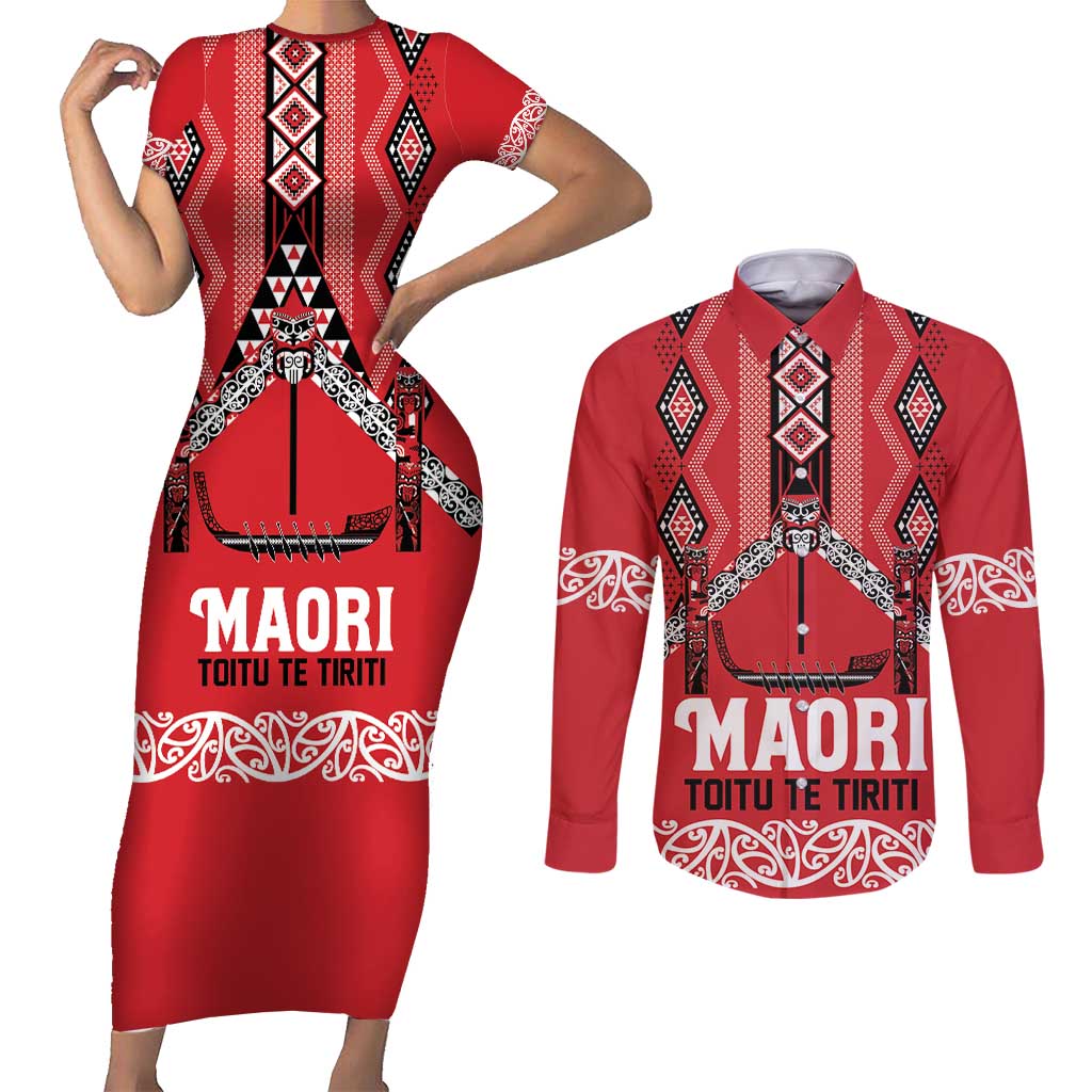 Toitu Te Tiriti Waitangi Couples Matching Short Sleeve Bodycon Dress and Long Sleeve Button Shirt Red Wharenui House - Polynesian Pride