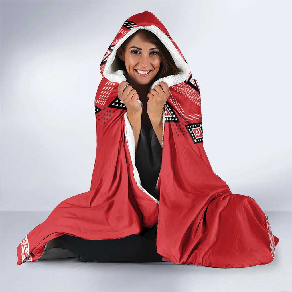 Toitu Te Tiriti Waitangi Hooded Blanket Red Wharenui House - Polynesian Pride
