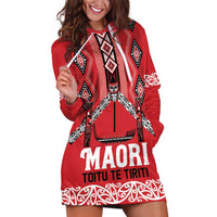 Toitu Te Tiriti Waitangi Hoodie Dress Red Wharenui House - Polynesian Pride