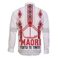 Toitu Te Tiriti Waitangi Family Matching Off Shoulder Short Dress and Hawaiian Shirt White Wharenui House - Polynesian Pride