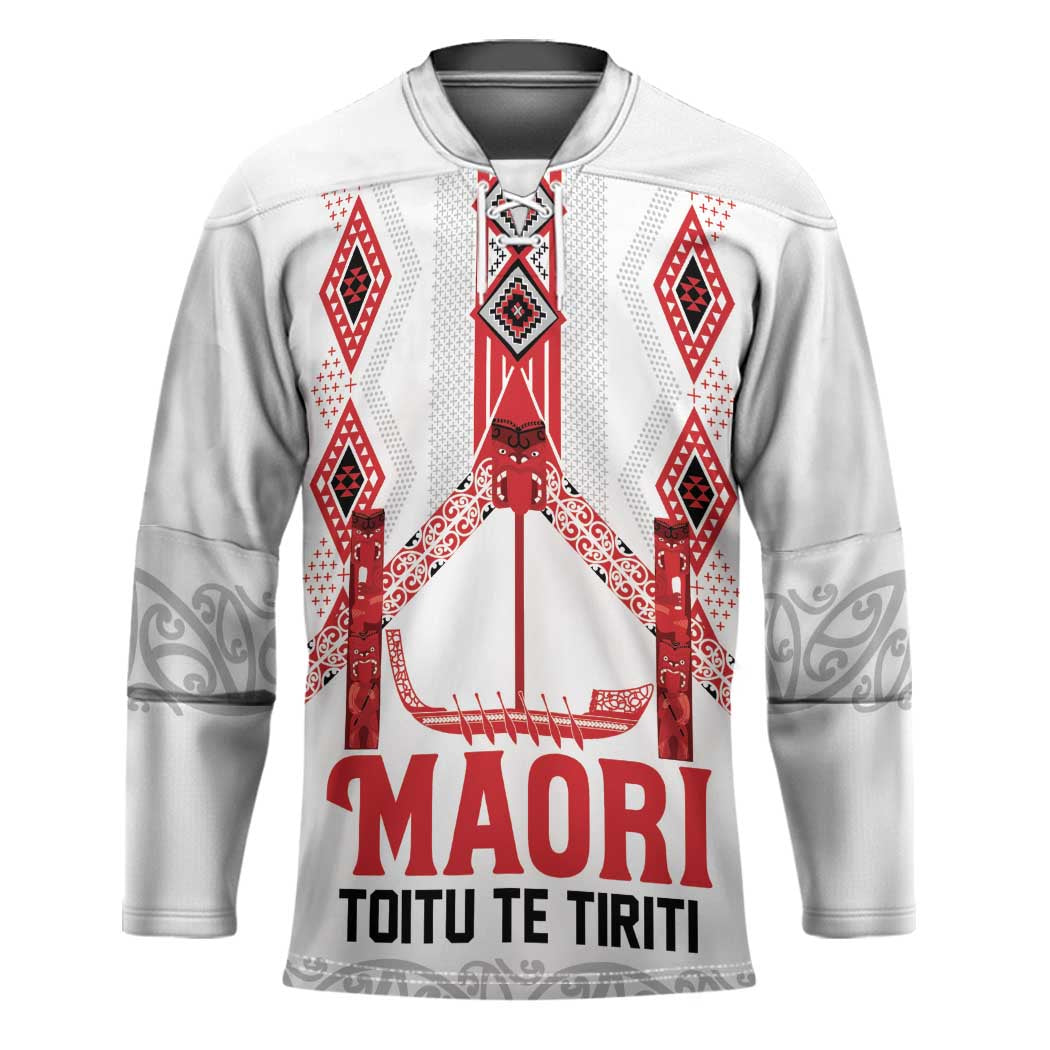 Toitu Te Tiriti Waitangi Hockey Jersey White Wharenui House - Polynesian Pride
