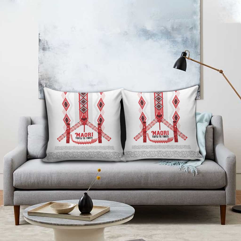 Toitu Te Tiriti Waitangi Pillow Cover White Wharenui House - Polynesian Pride