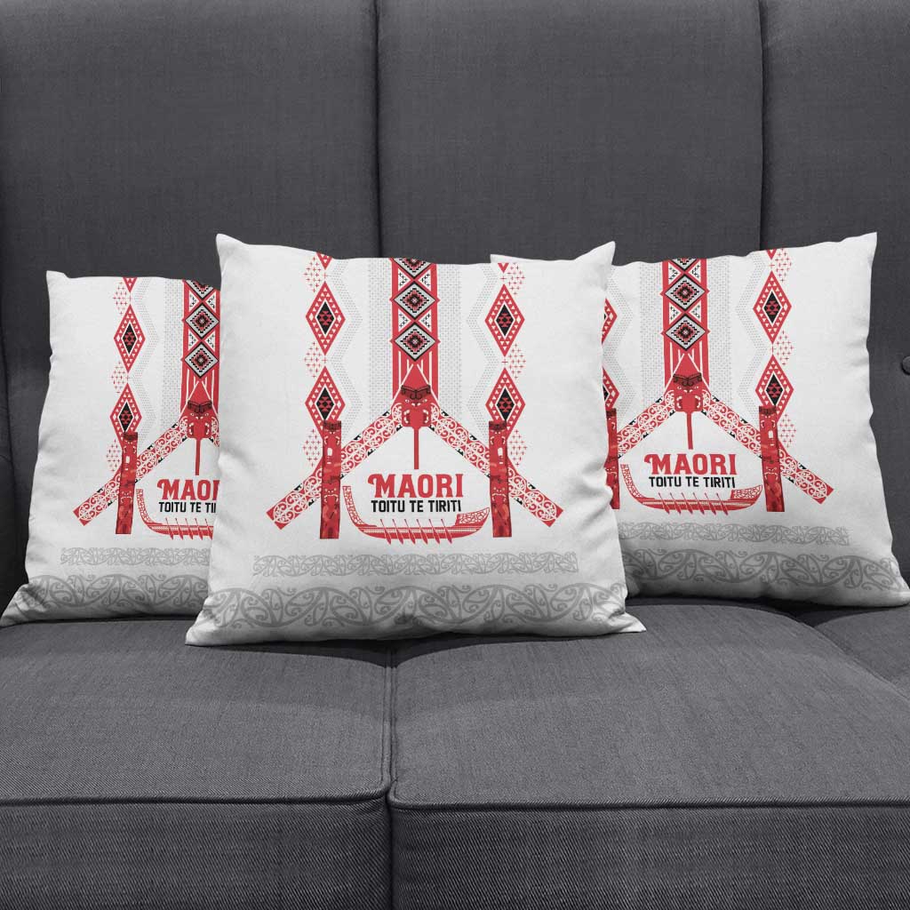 Toitu Te Tiriti Waitangi Pillow Cover White Wharenui House - Polynesian Pride