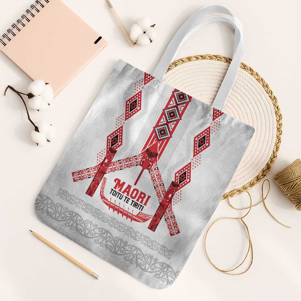 Toitu Te Tiriti Waitangi Tote Bag White Wharenui House - Polynesian Pride