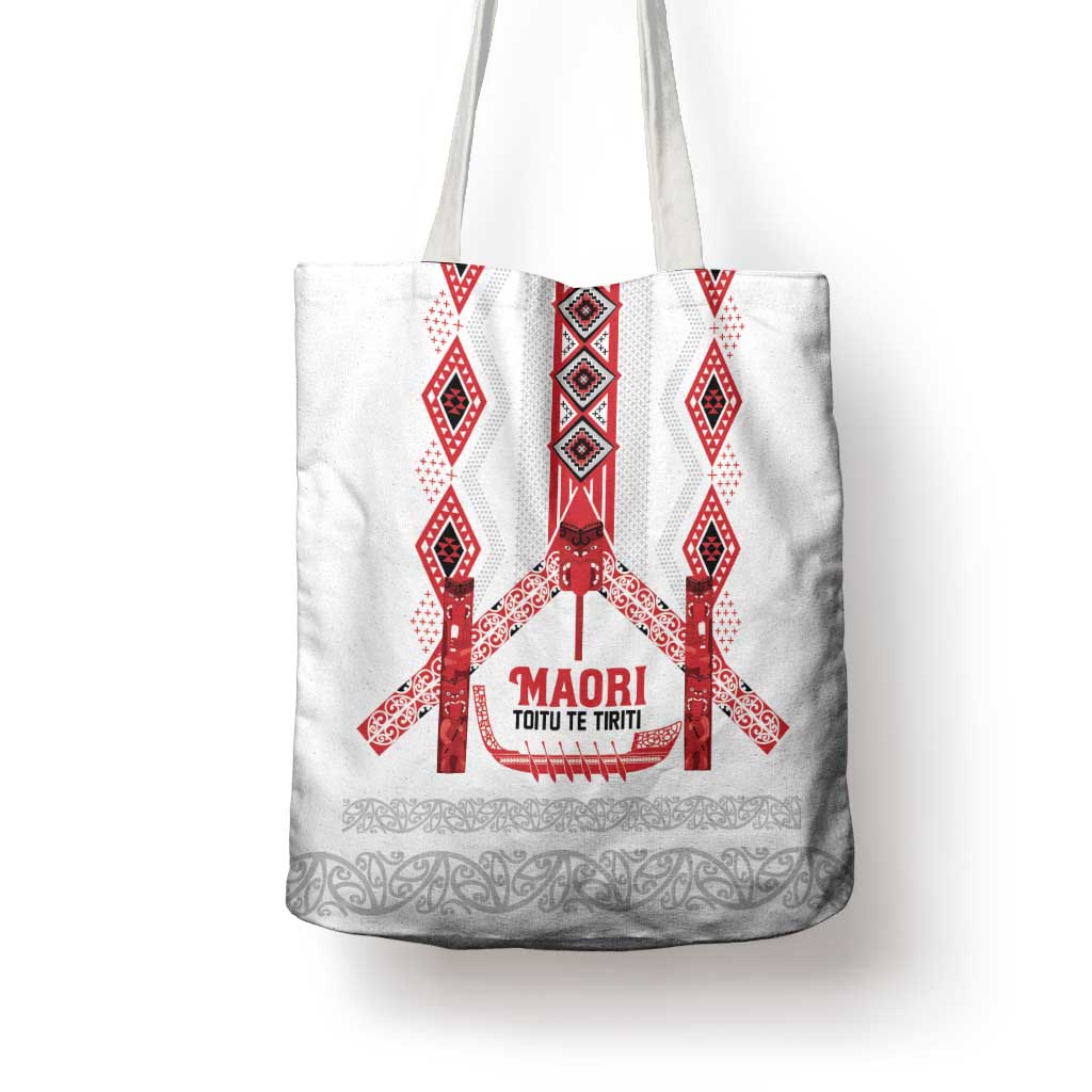 Toitu Te Tiriti Waitangi Tote Bag White Wharenui House - Polynesian Pride