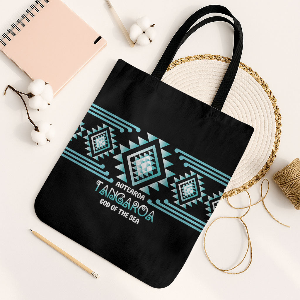 Aotearoa Atua Tangaroa Tote Bag Maori God Of The Sea Taniko Motifs LT14 Black Strap One Size Turquoise - Polynesian Pride