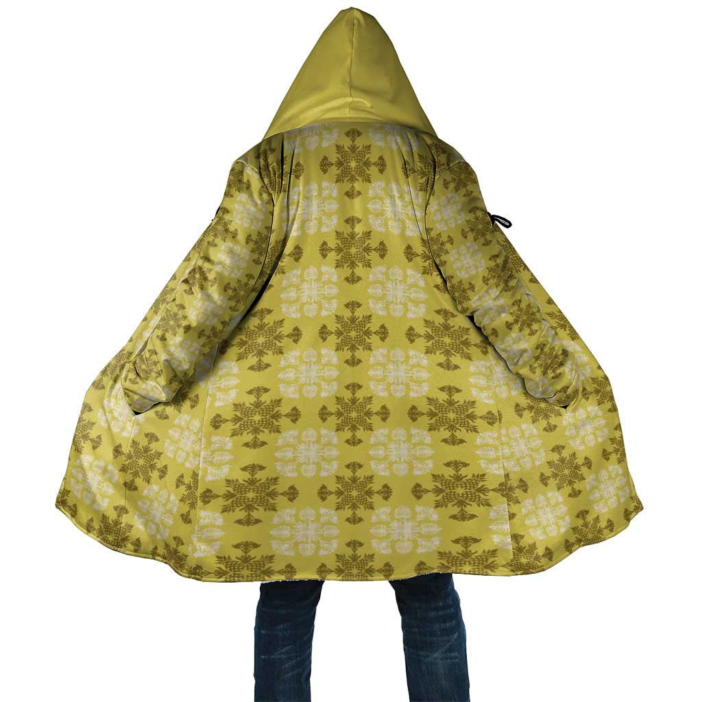 Yellow Hawaiian Quilt Cloak Hawaii Pineapple Monstera Palaka Motifs - Polynesian Pride