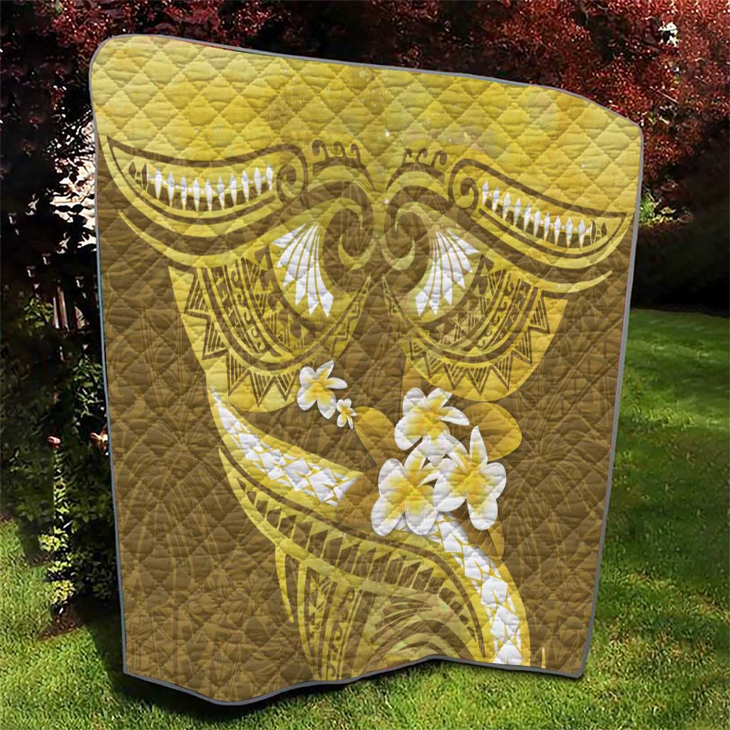 Gold Polynesia Quilt Tribal Pattern Tropical Frangipani