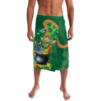 St Patrick's Day Hawaii Lavalava Hauoli Maoli Funny Shaka Leprechaun