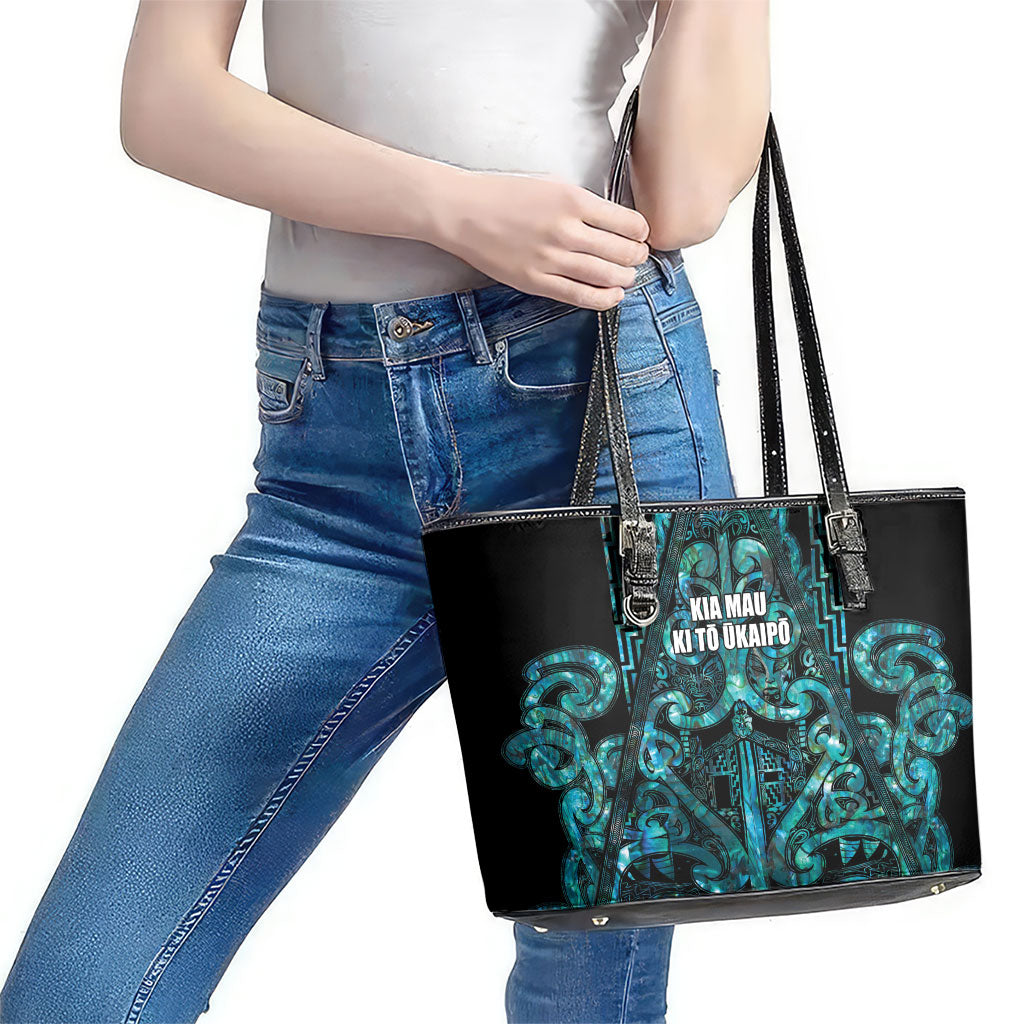 Maori Language Week Leather Tote Bag Kia Mau Ki To Ukaipo Paua Shell Color LT14 - Polynesian Pride