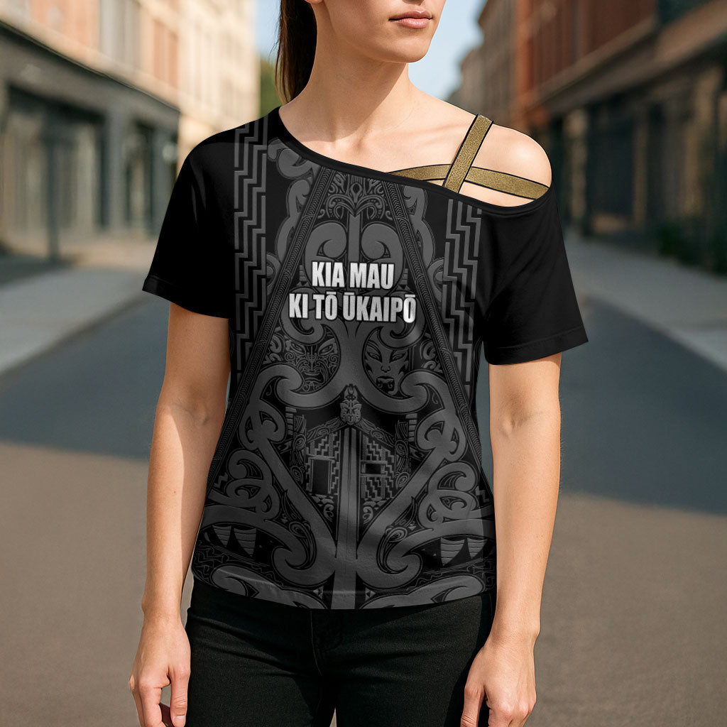 Maori Language Week Personalised Cross Shoulder Shirt Kia Mau Ki To Ukaipo Grey Color