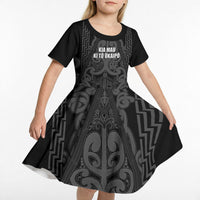 Maori Language Week Personalised Kid Short Sleeve Dress Kia Mau Ki To Ukaipo Grey Color LT14 - Polynesian Pride