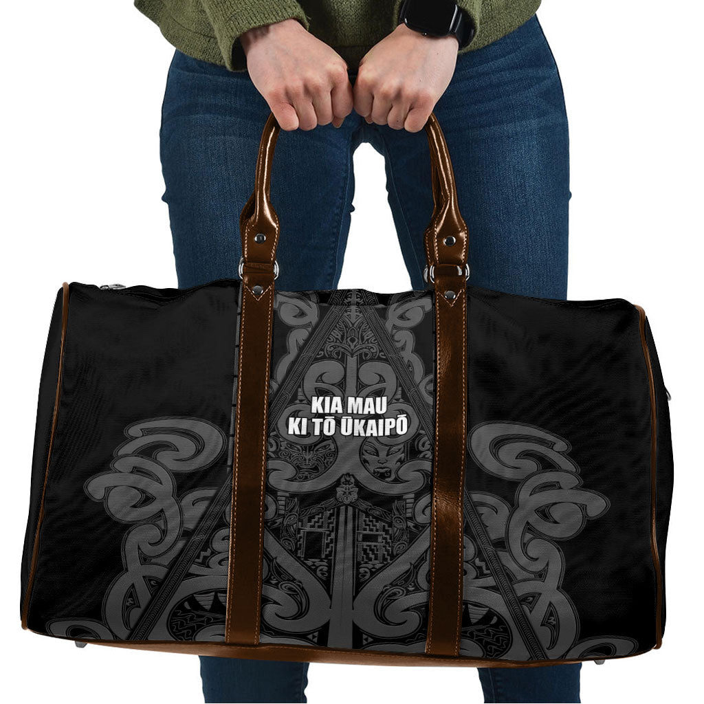 Maori Language Week Travel Bag Kia Mau Ki To Ukaipo Grey Color
