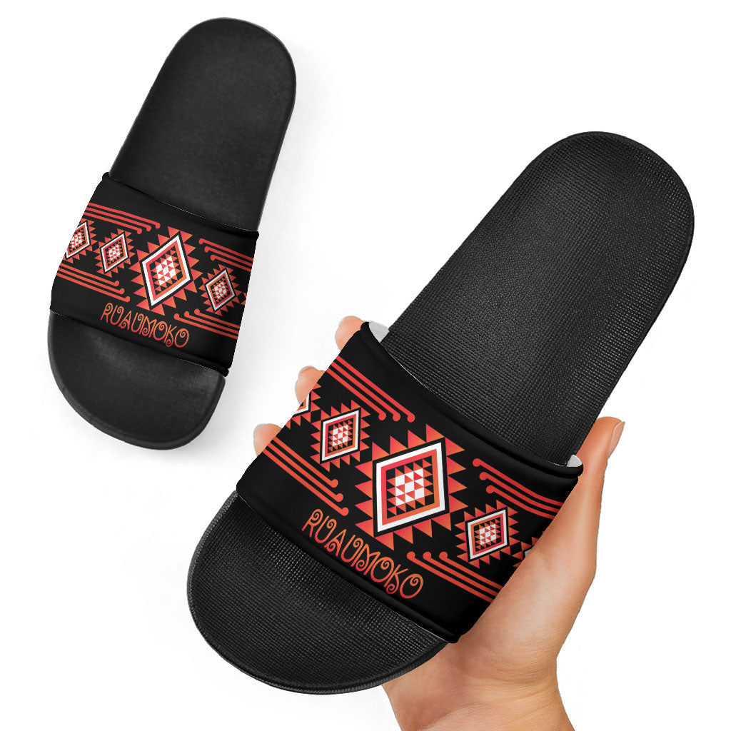 Aotearoa Atua Ruaumoko Slide Sandals Maori Powerful God Taniko Motifs LT14 - Polynesian Pride