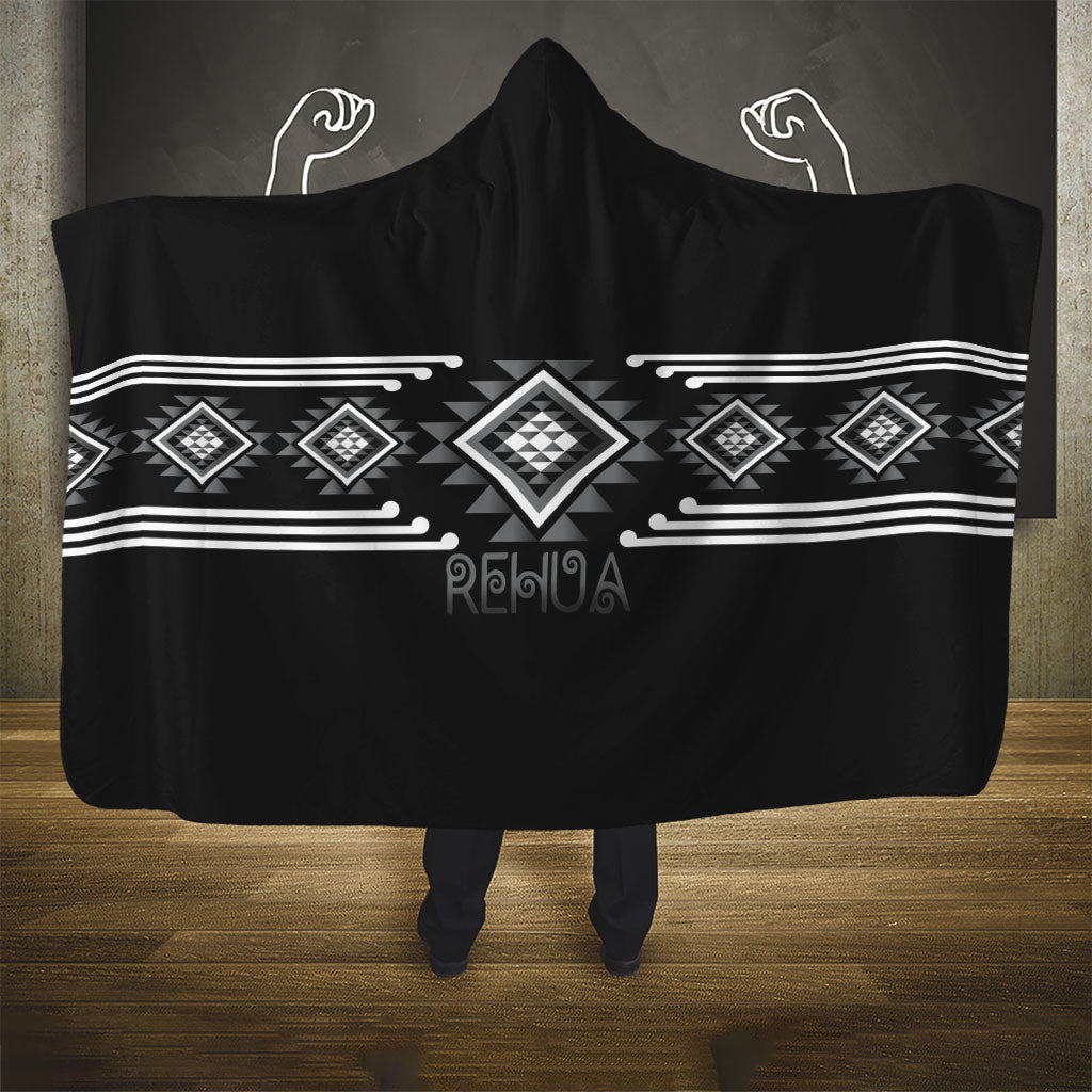 Aotearoa Atua Rehua Hooded Blanket Maori God Of Healing Taniko Motifs LT14 - Polynesian Pride