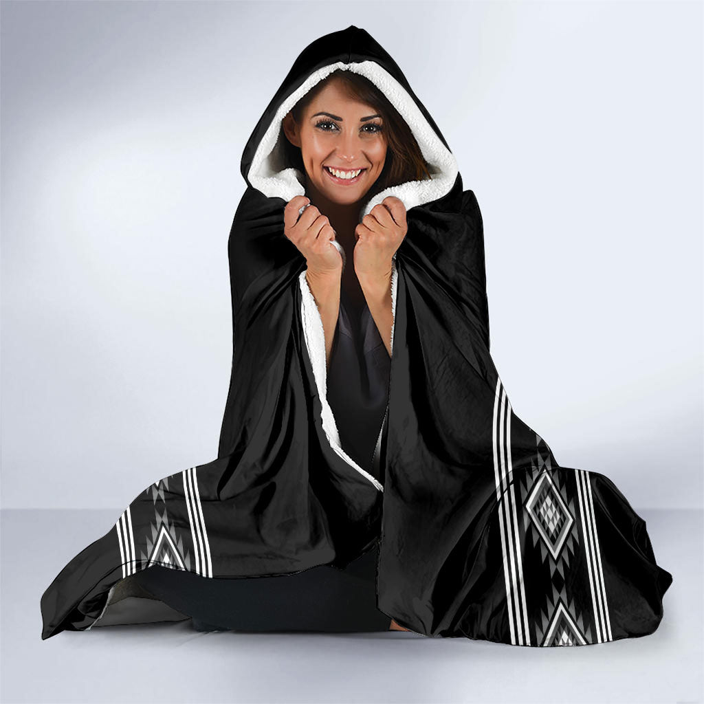 Aotearoa Atua Rehua Hooded Blanket Maori God Of Healing Taniko Motifs LT14 - Polynesian Pride