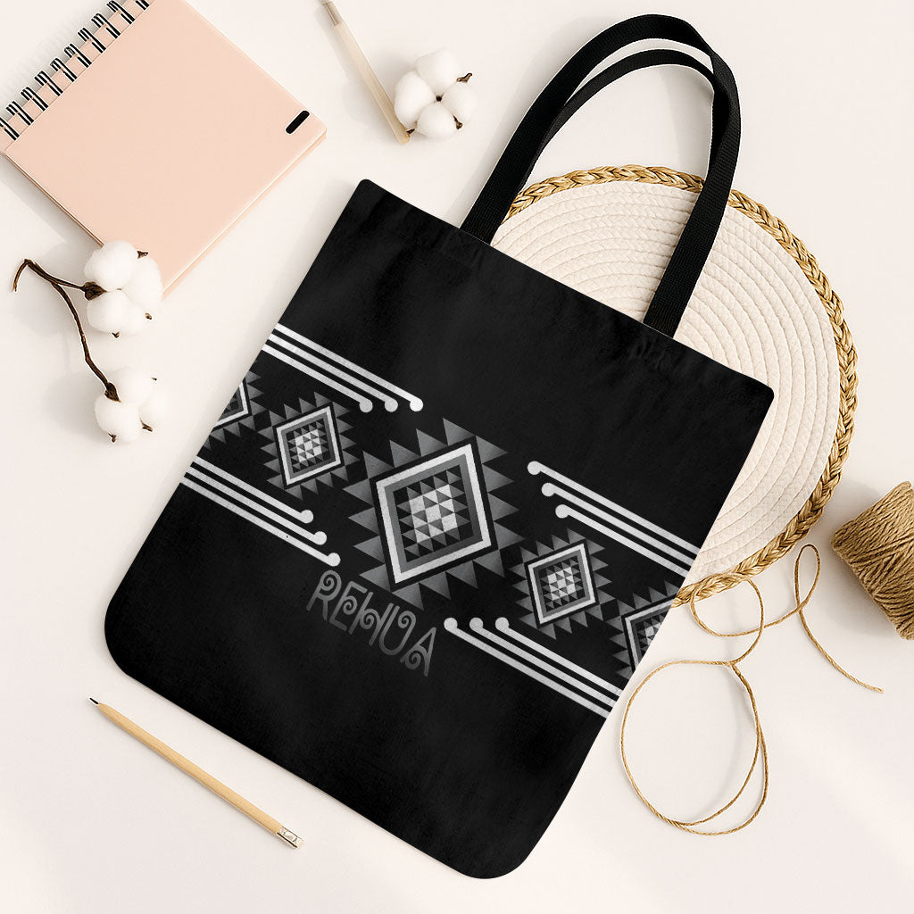 Aotearoa Atua Rehua Tote Bag Maori God Of Healing Taniko Motifs LT14 Black Strap One Size Grey - Polynesian Pride