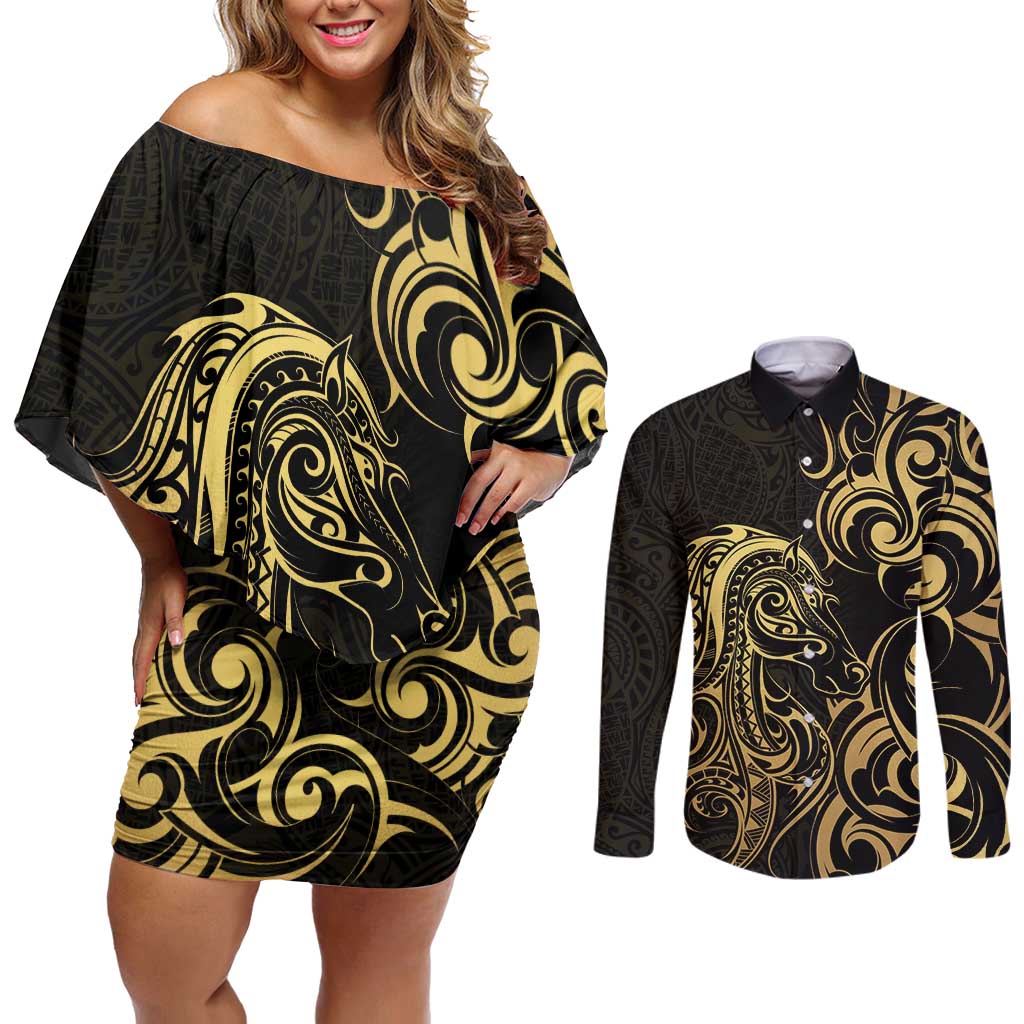 Gold And Black Aoteara Horse Racing Couples Matching Off Shoulder Short Dress and Long Sleeve Button Shirt NZ Maori Pattern