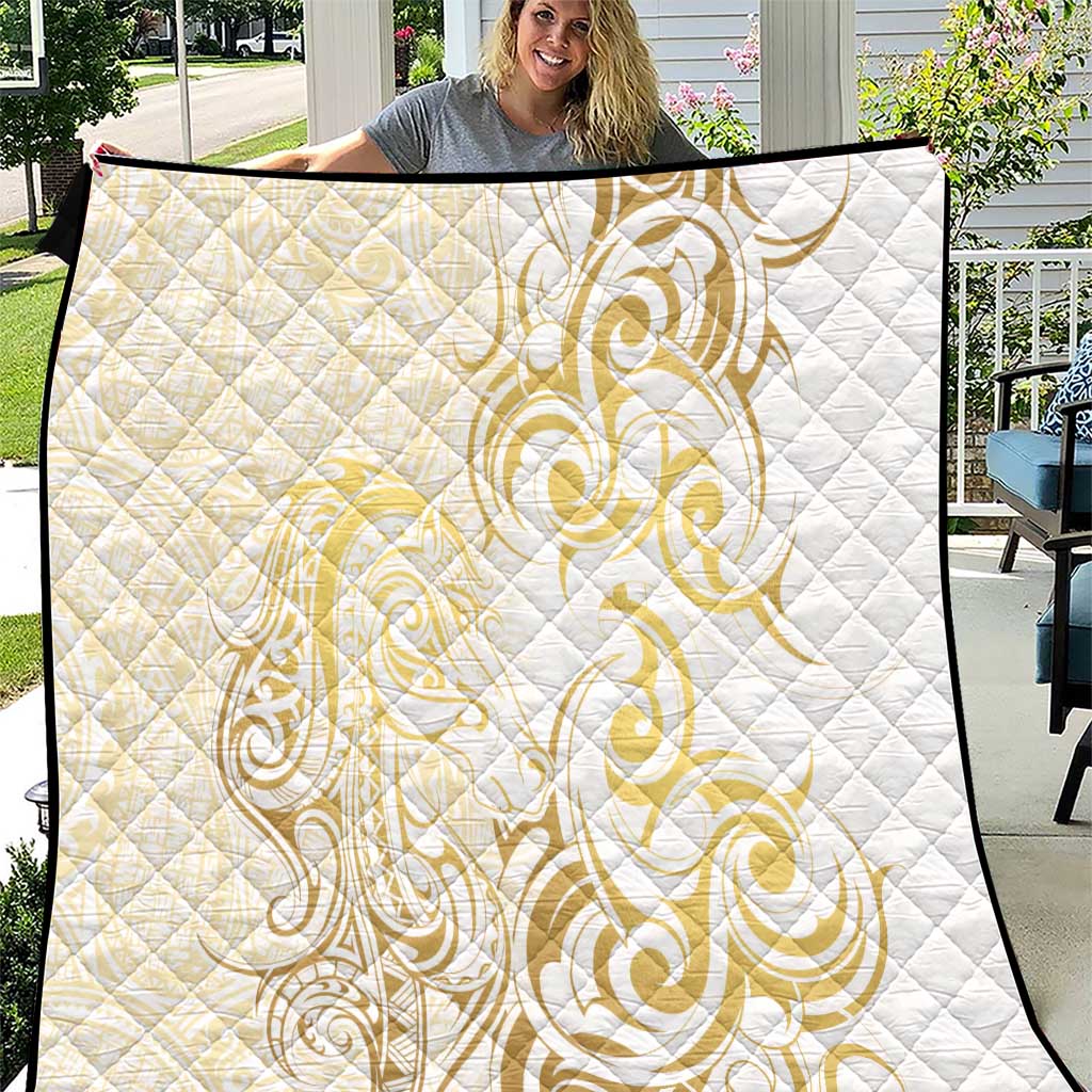 Gold And White Aotearoa Horse Racing Quilt NZ Maori Pattern LT14 White - Polynesian Pride