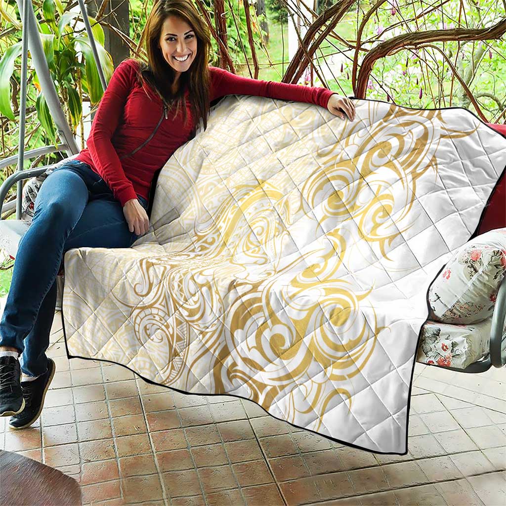 Gold And White Aoteara Horse Racing Quilt NZ Maori Pattern