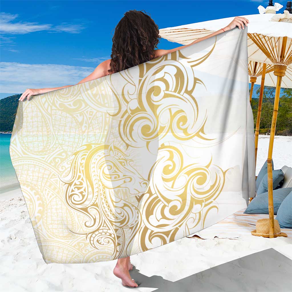 Gold And White Aotearoa Horse Racing Sarong NZ Maori Pattern LT14 One Size 44 x 66 inches White - Polynesian Pride