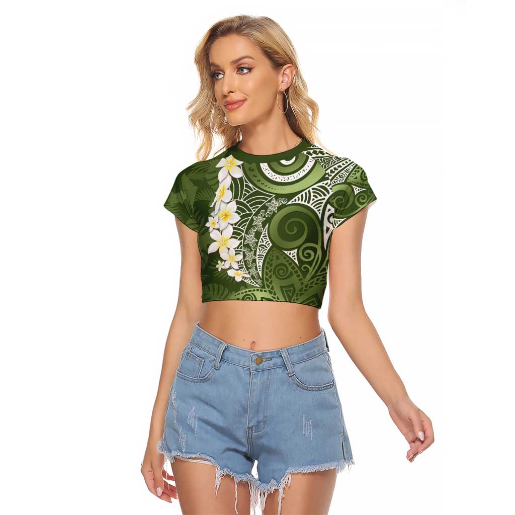 Green Polynesian Tribal Frangipani Tropical Vibe Raglan Cropped T Shirt