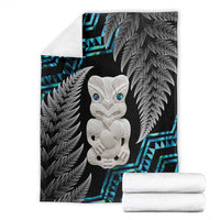 Aotearoa Taniko Paua Shell With Hei Tiki Blanket