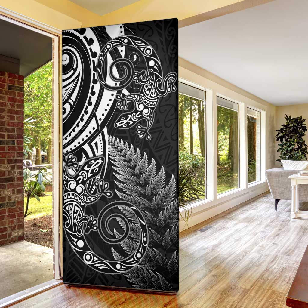 New Zealand Lizard Door Cover Silver Fern Aotearoa Maori - Polynesian Pride