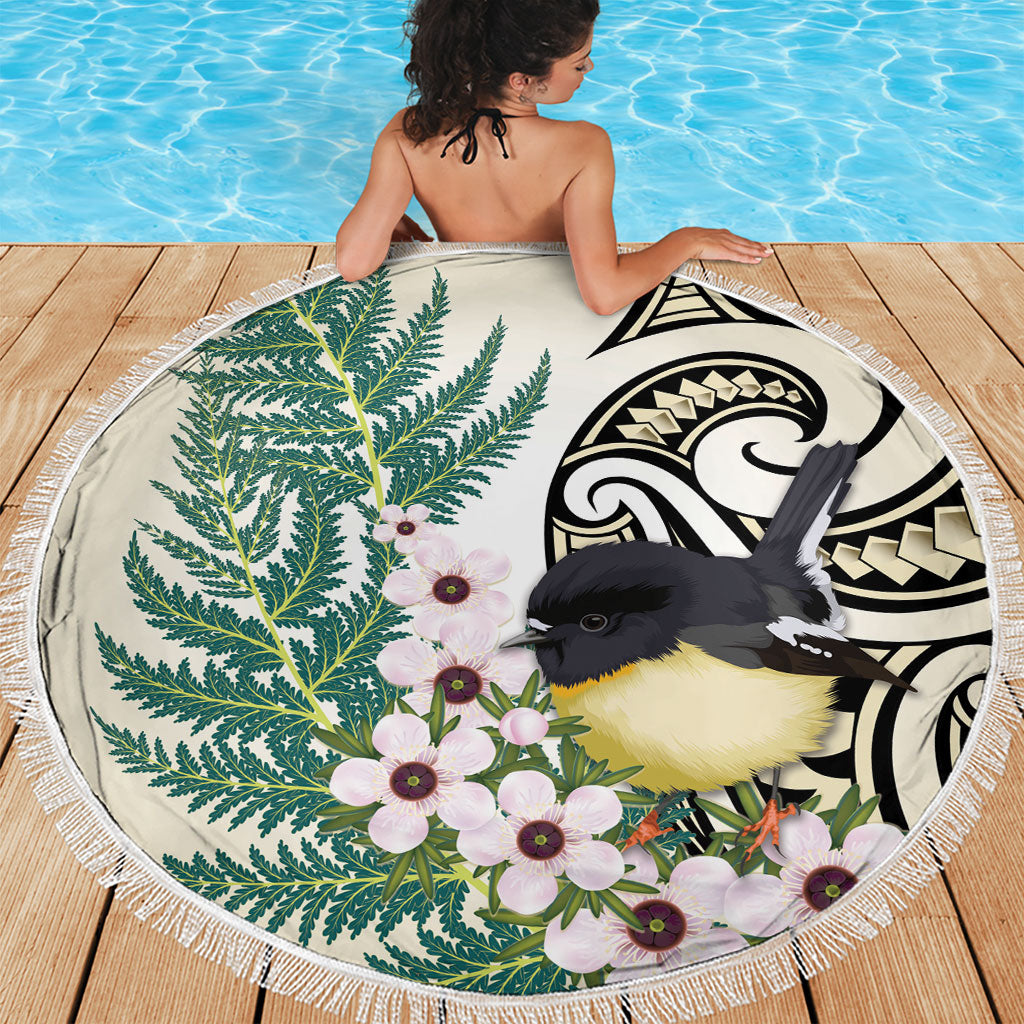 Endemic Tomtit New Zealand Beach Blanket Miromiro Manuka Silver Fern Maori Pattern LT14 - Polynesian Pride