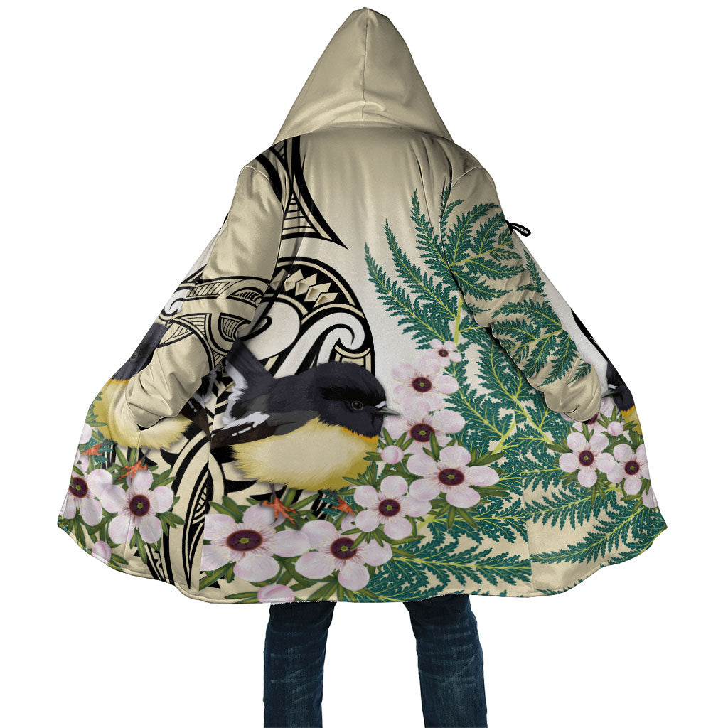Endemic Tomtit New Zealand Cloak Miromiro Manuka Silver Fern Maori Pattern