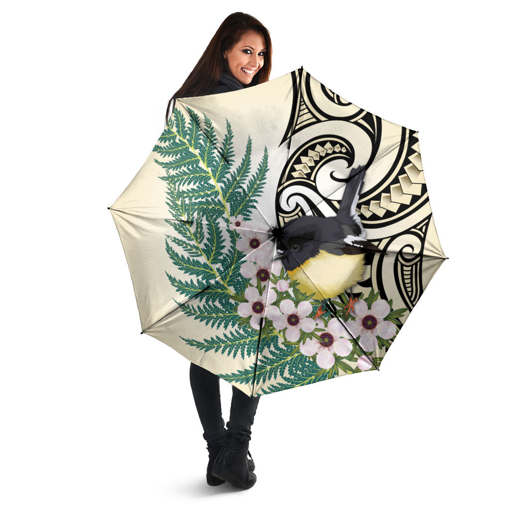 Endemic Tomtit New Zealand Umbrella Miromiro Manuka Silver Fern Maori Pattern LT14 - Polynesian Pride