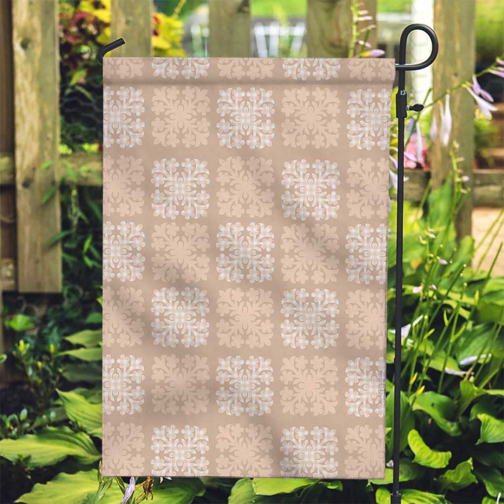 Beige Palaka Quilt Hawaii Garden Flag Traditional Hawaii-plaid Pattern - Polynesian Pride