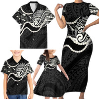 Aloha Hawaii Kalo Pikake Lei Family Matching Short Sleeve Bodycon Dress and Hawaiian Shirt Chest Tattoo Black Hawaiian Pattern