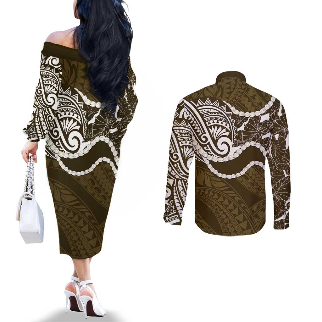 Aloha Hawaii Kalo Pikake Lei Couples Matching Off The Shoulder Long Sleeve Dress and Long Sleeve Button Shirt Chest Tattoo Gold Hawaiian Pattern