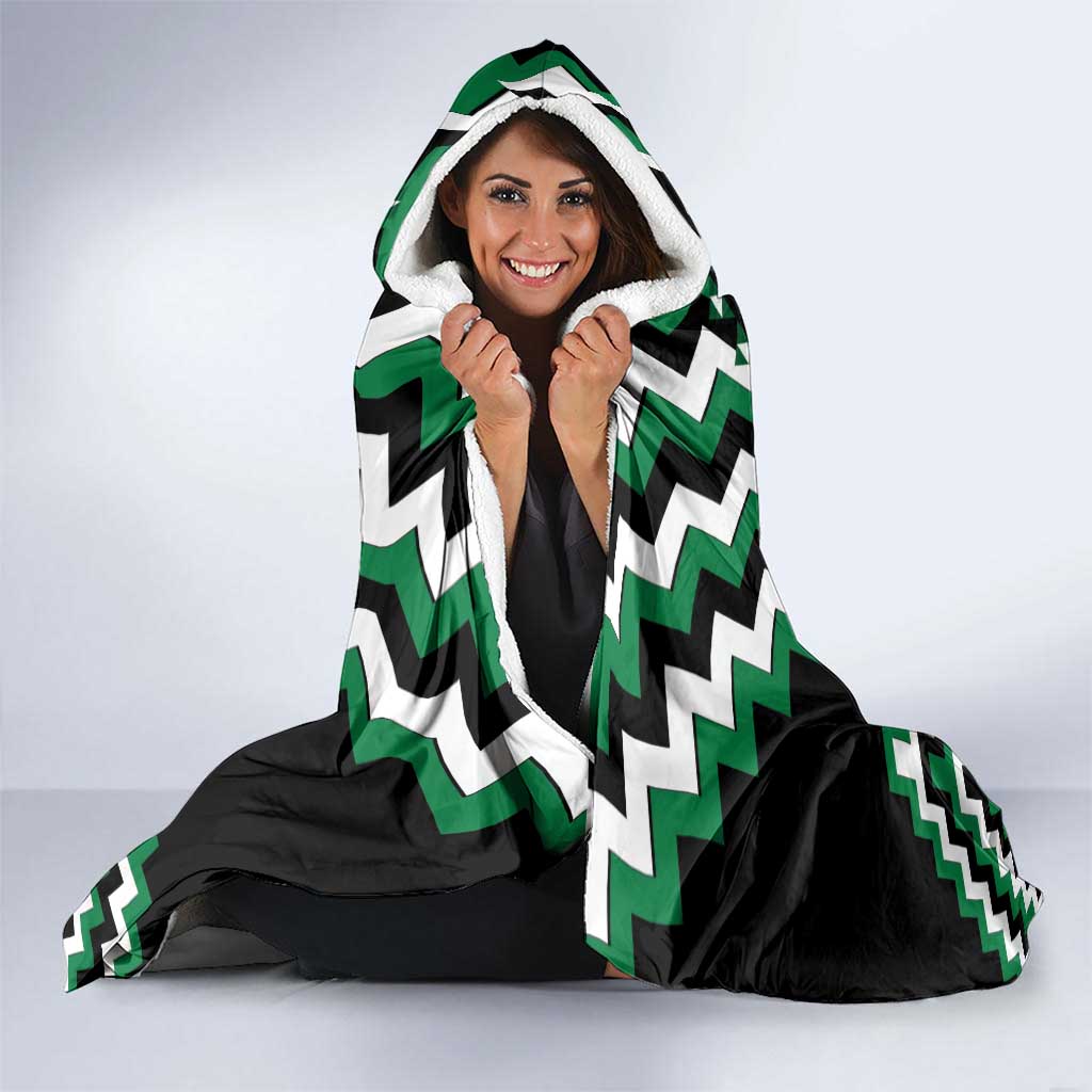 Green Aotearoa Taniko Poutama Patikitiki Hooded Blanket